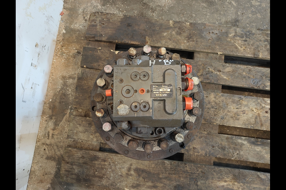 Reductor deplasare dreapta Volvo ECR 145EL