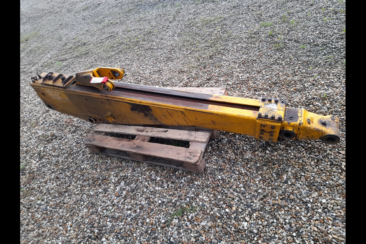 Brat excavare Massey Ferguson 965